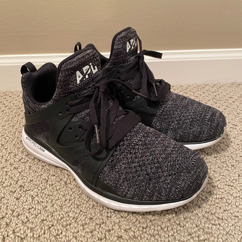 APL Women’s Ascends